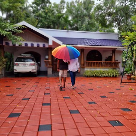 Serenity Villa And Treehouse Palakkad Ngoại thất bức ảnh