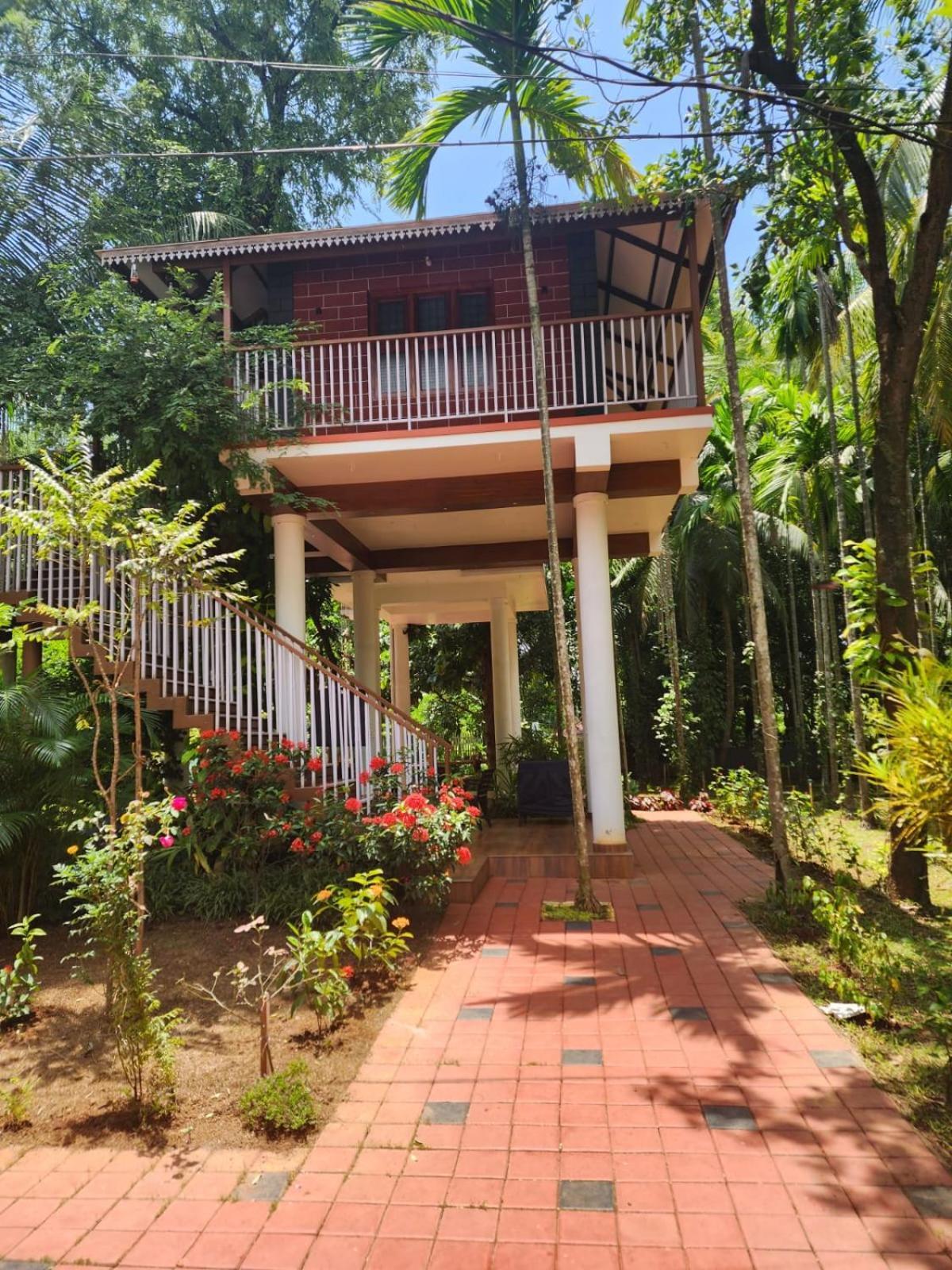 Serenity Villa And Treehouse Palakkad Ngoại thất bức ảnh